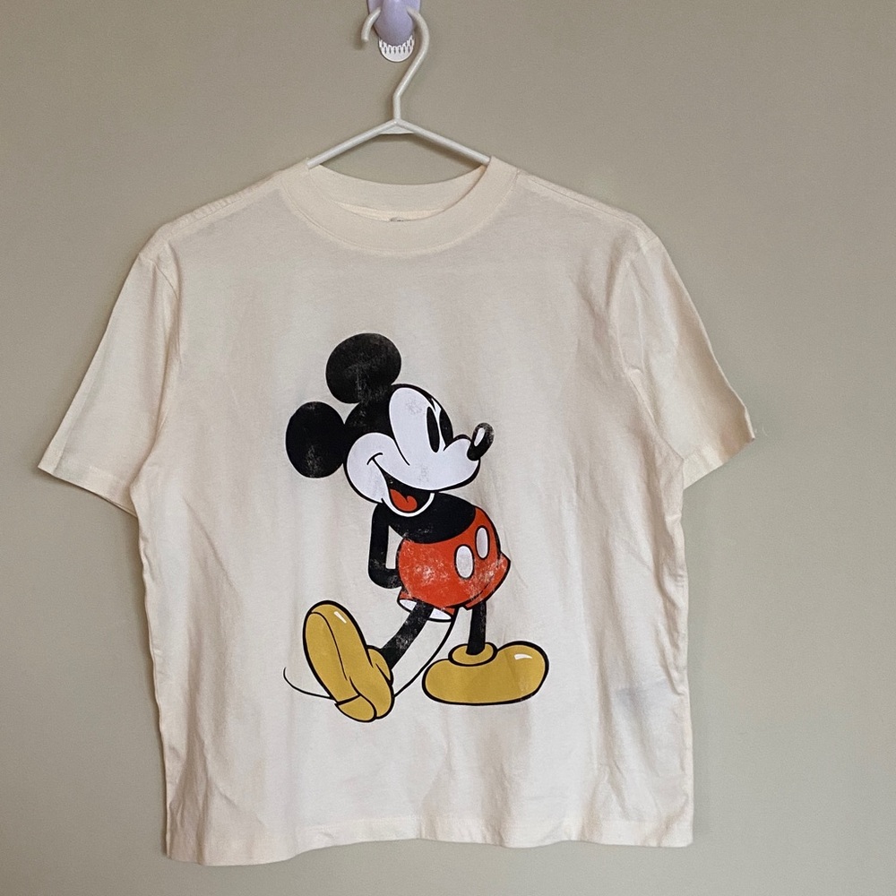 H&M Disney Cream Mickey Mouse Short Sleeve Tee, Size M